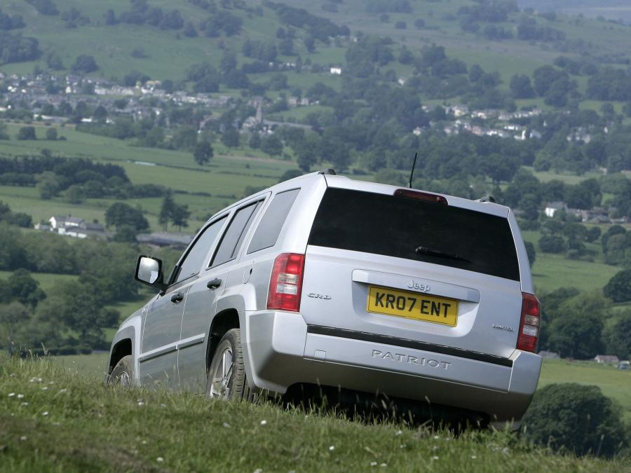  Jeep Patriot 2007 года  (UK) (фото 27 из 30)